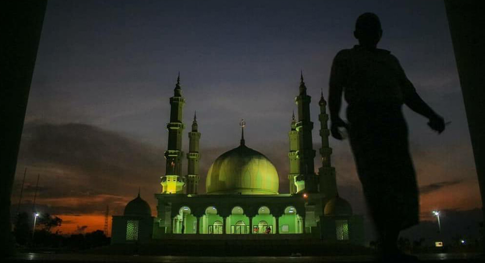 Masjid Agung & Islamic Centre Pesawaran terletak di Jln. Ahmad Yani, Kelurahan Pesawaran, Kecamatan Gedung Tata’an, Kabupaten Pesawaran, Provinsi Lampung. (Foto Bagus Danang Jaya)