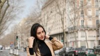 Pesona Anya Geraldine di Paris, Bikin Netizen Halu.