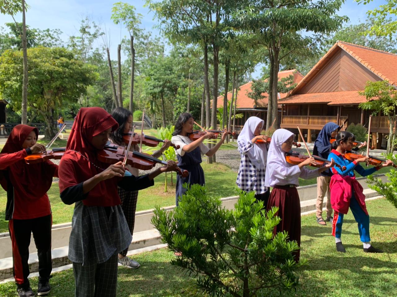 Lestarikan Budaya, Presentasi Sekolah Seni Tubaba 2022