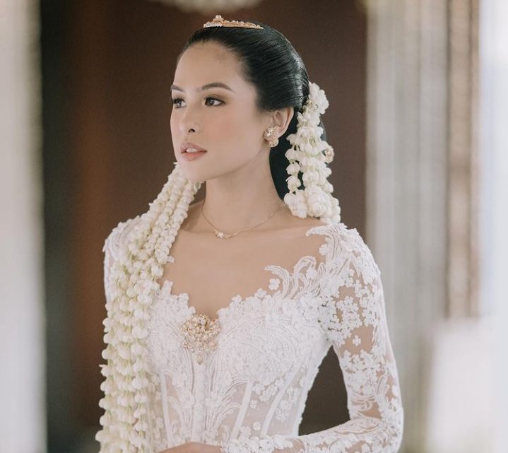 Dikabarkan Menikah, Maudy Ayunda Tampil Anggun dengan Gaun Pengantin