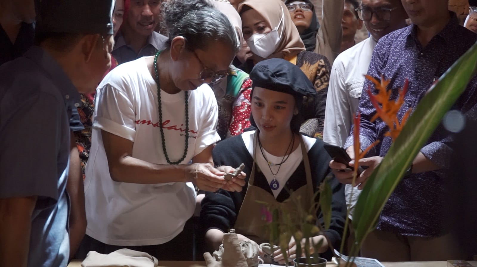 Bupati Umar Ahmad Resmikan Studio Keramik Tanoh Nughik di Tubaba