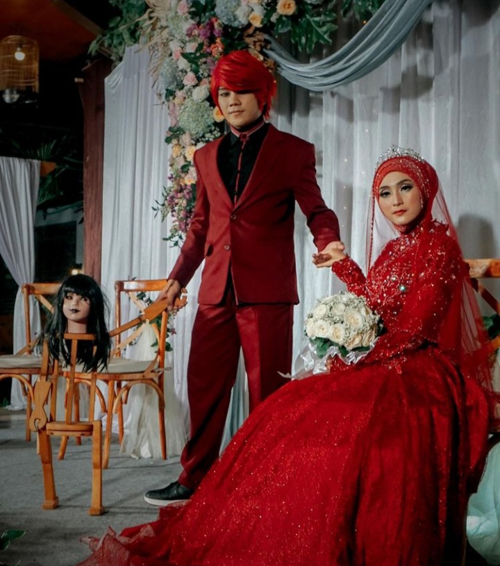 Profil Tika Istri Pesulap Merah Berikut Fakta Menarik