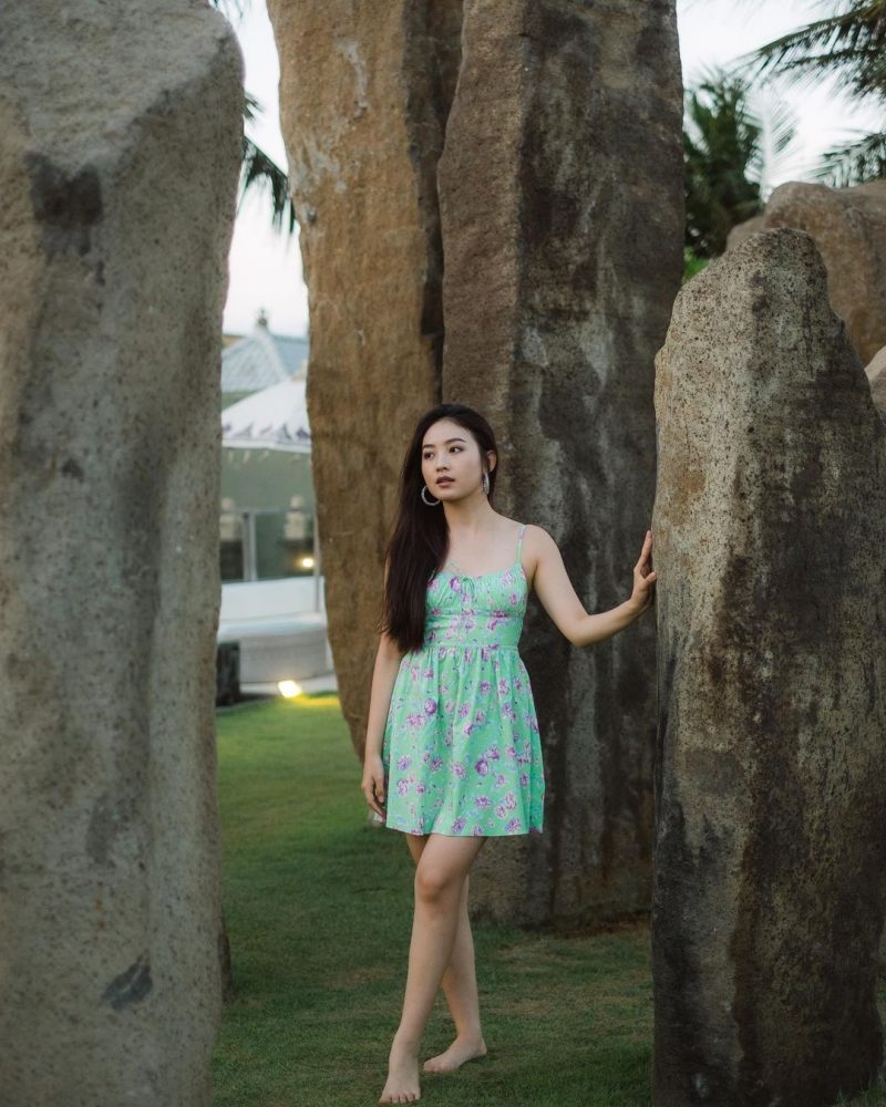 Disebut Cantiknya Kebangetan, Begini Pose Natasha Wilona