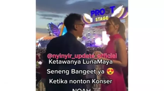 Begini Ekspresi Luna Maya Nonton Konser Ariel NOAH