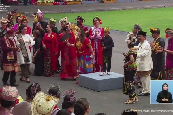 Istana Bergoyang, Ini Alasan Farel Prayoga Bawakan kembali lagu 'Ojo Dibandingke' 