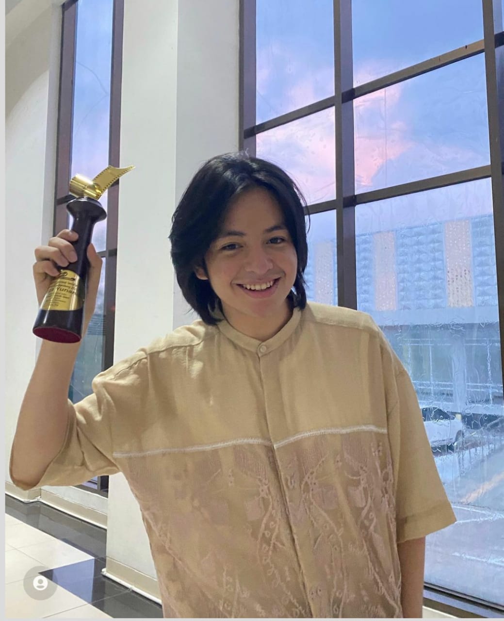 Profil Angga Yunanda Bintang dalam Film Mencuri Raden Saleh. 