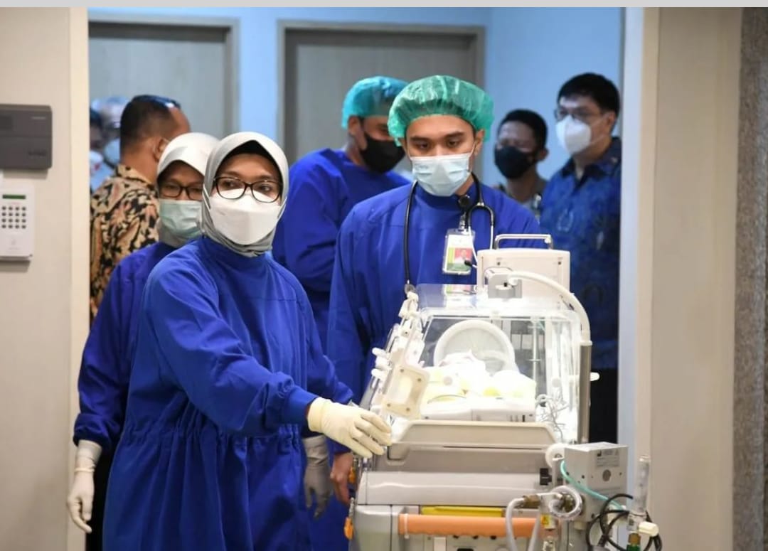 Momen Presiden Jokowi Sambut Kelahiran Cucu Kelima