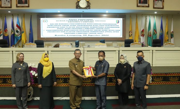 Ketua DPRD Provinsi Lampung Terima Perubahan PAS APBD dan KUA PPAS Tahun 2023