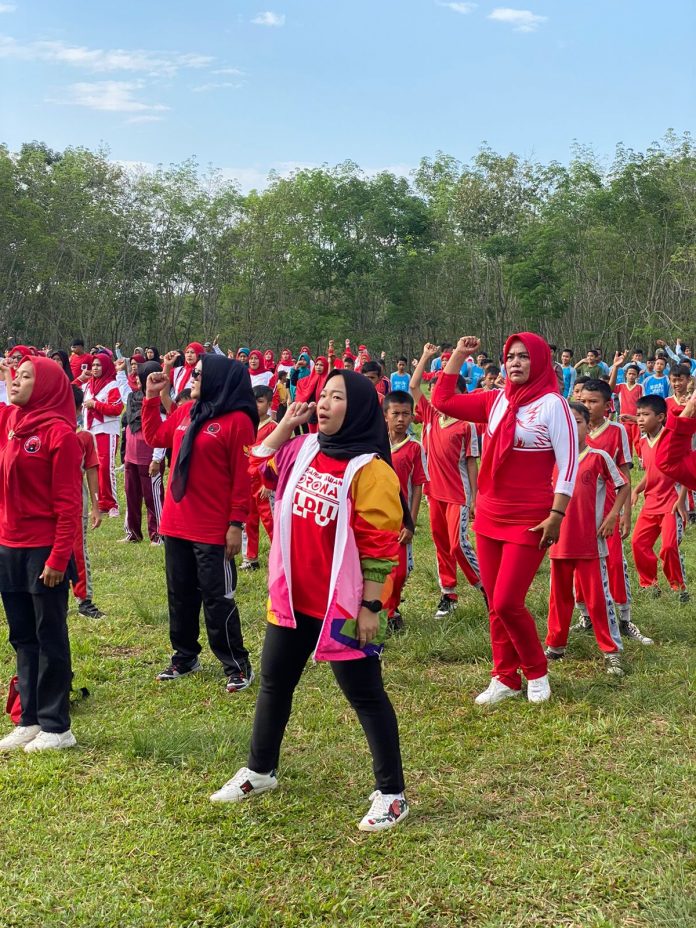 Lesty Meriahkan HUT RI Ke-77 Senam SICITA Bersama Warga