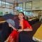  Nora Alexandra Tampil Menawan Dalam Balutan Batik Merah