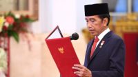 Presiden Jokowi Lantik Anggota DKPP Unsur Tokoh Masyarakat, Ini Nama-namanya