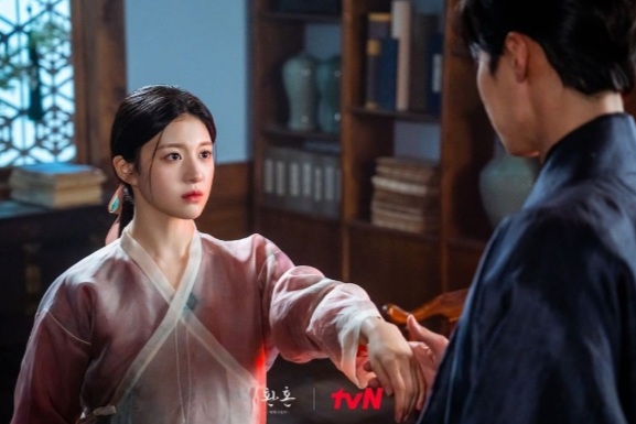 Teori Alchemy of Souls 2, Gelang Jin Bu Yeon Adalah Penyebab Hilangnya Ingatan Nak Su/ Alkimia Jiwa /tvN/