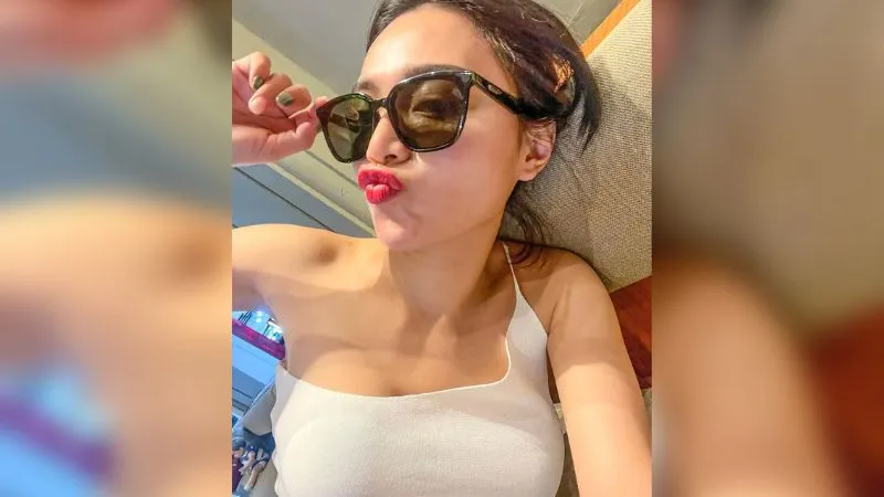 Bibir Monyong Wika Salim Bikin Netizen Ketagihan