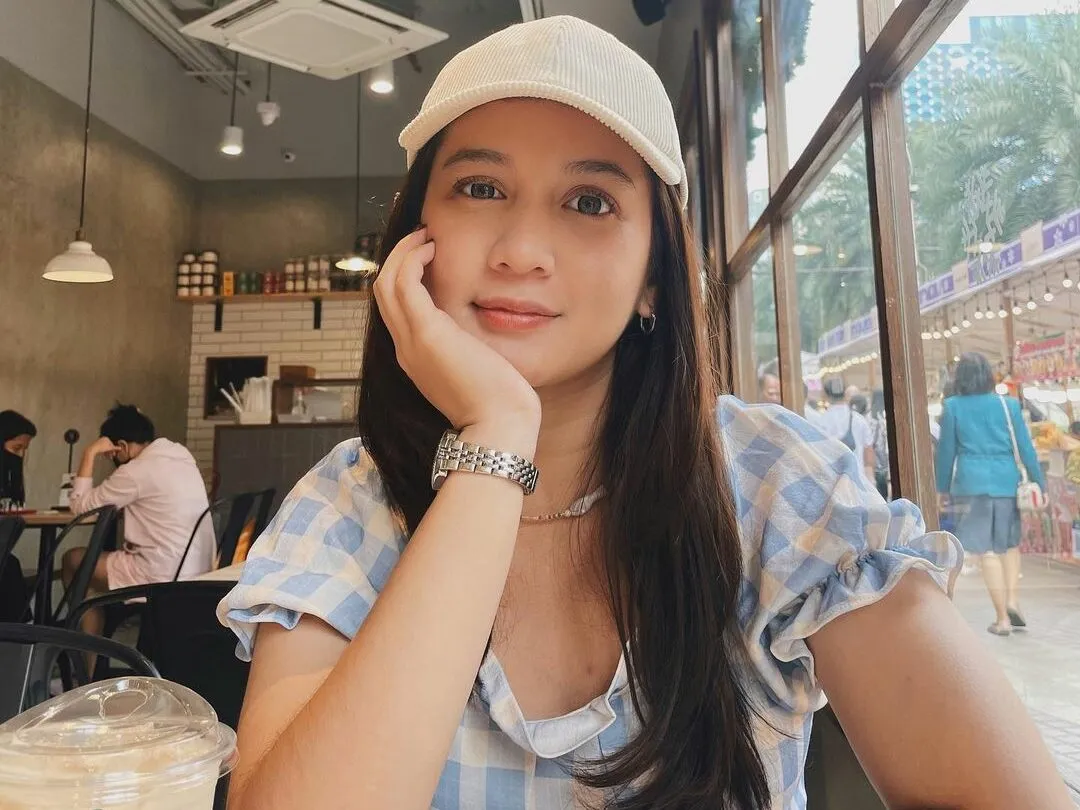 Potret Dea Annisa, Mantan Artis Cilik yang Kini Pesonanya Makin Cantik. 