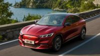 Terlaris! Kendaraan Listrik Ford Buka Kembali Pesanan untuk Mustang Mach-E