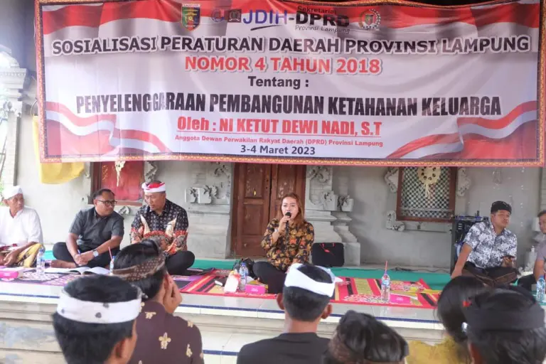 Ketut Dewi Nadi Sosialisasi Perda Pembangunan Ketahanan Keluarga