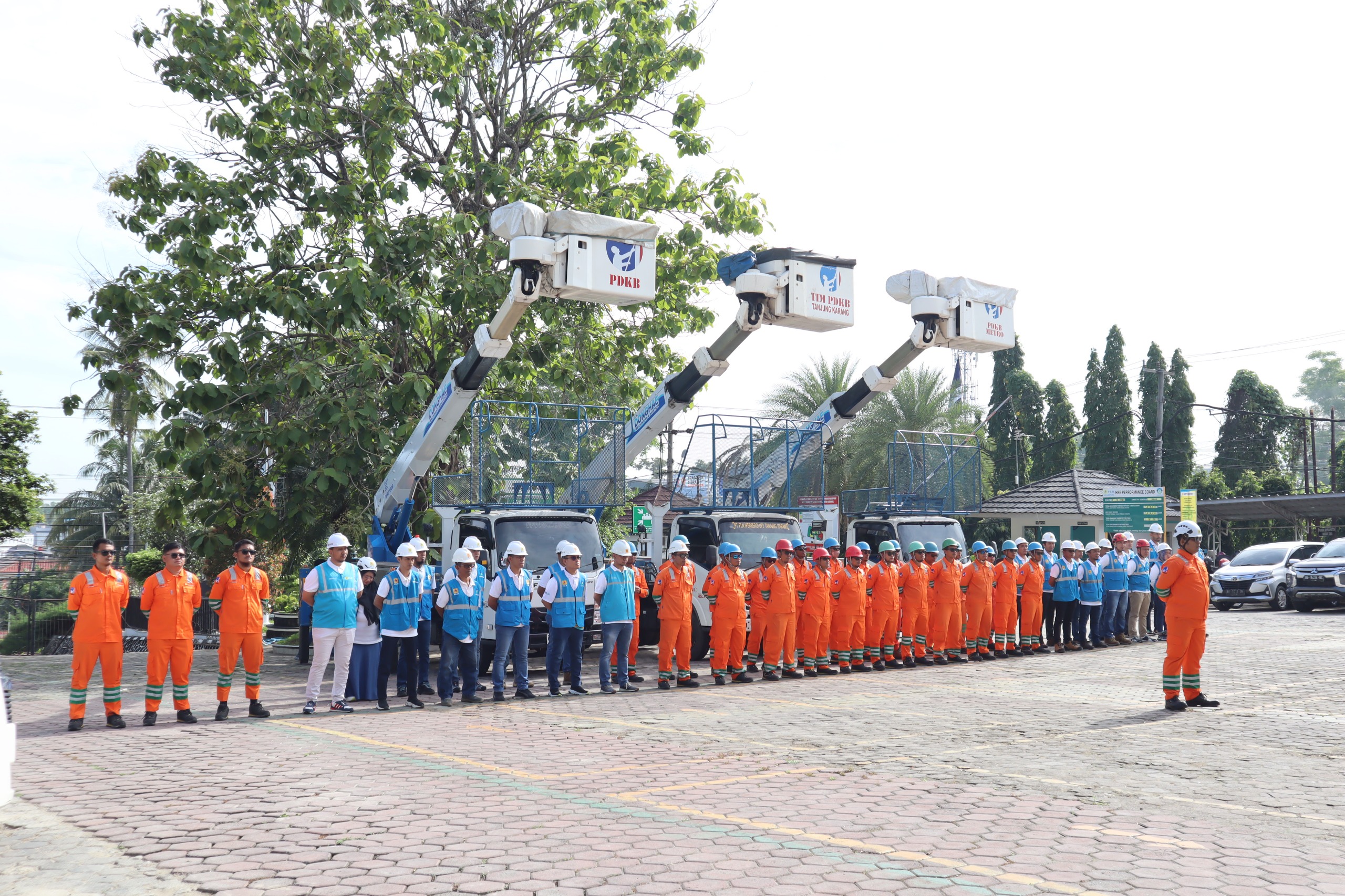 Peringatan Bulan K3 Nasional 2024, PLN UID Lampung Gelar Bakti PDKB