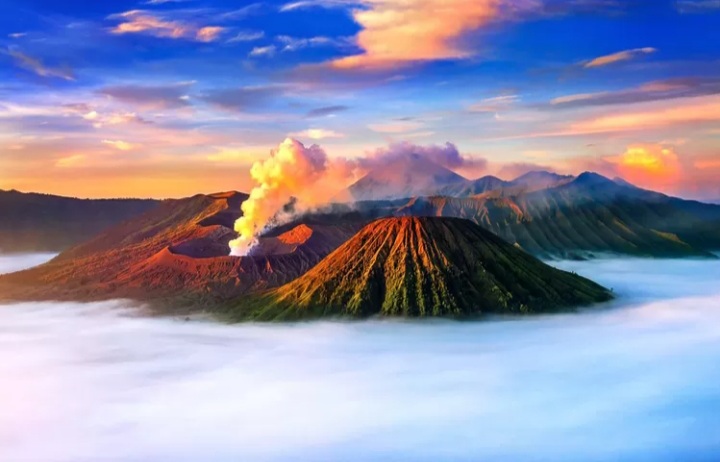5 Destinasi Wisata Gunung Bromo Menakjubkan yang Wajib Dikunjungi, Cocok Buat Keluarga dan Besti Kamu!
