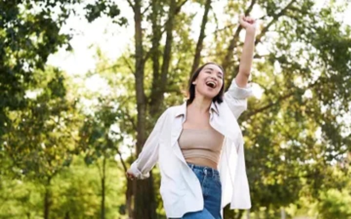 Ramalan Aquarius Sabtu 4 Mei 2024, Nikmati Energi Positif dan Hilangkan Semua Perasaan Yang Tidak Perlu!