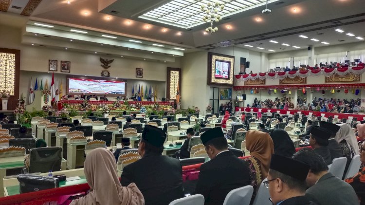 Anggota DPRD Lampung Resmi Dilantik, Berikut Nama 84 Anggota DPRD Lampung Periode 2024-2029 