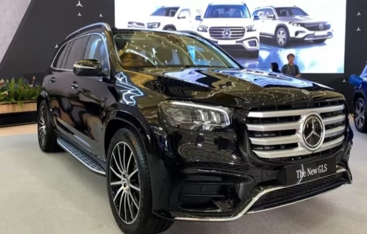 Bukan Kaleng- kaleng! Mobil SUV Premium Terbaru Bertenaga 3.000 cc Lebih Arogan dari Pajero Fortuner