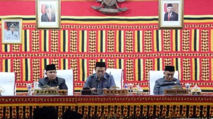 Bupati Lampung Selatan Nanang Sampaikan Raperda Perubahan APBD TA 2024