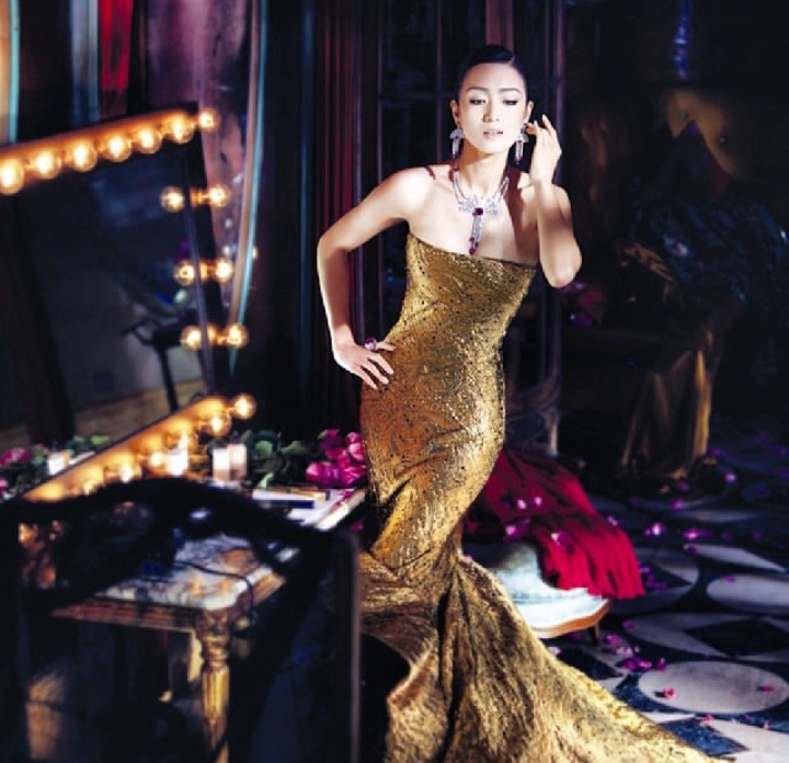Profil Gong Li, Artis Mandarin yang Melejit di Panggung Hollywood
