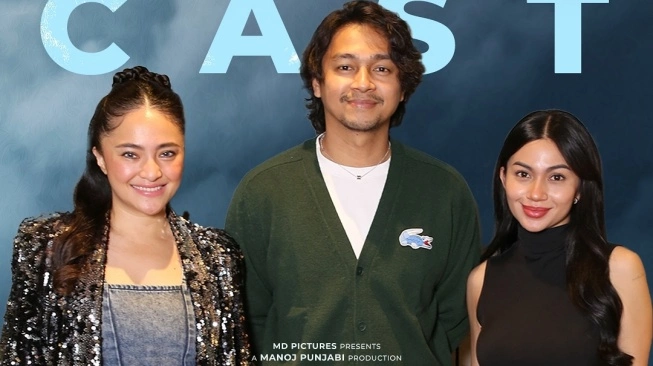 Yuk Simak Sinopsis Film La Tahzan, Kala Ariel Tatum Jadi Pembantu Perebut Suami Orang