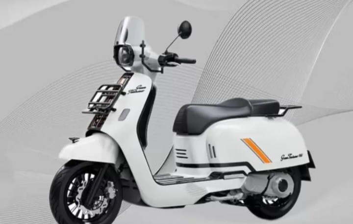 Royal Alloy GT2 Series: Skuter Retro dengan Sentuhan Modern di IIMS 2025, Intip Spesifikasi dan Kecanggihanya!