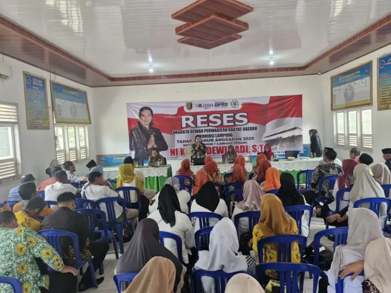 Warga Gunung Sugih Keluhkan Minimnya Penerangan Jalan pada wakil Rakyat