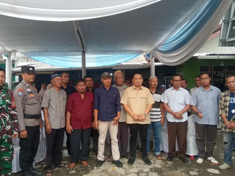 Serap Aspirasi Warga Tanjung Senang, Andika Wibawa Dicurhati Banjir