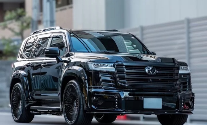 Pilihan SUV Offroad Garang dan Juga Bertenaga, Intip Kelebihan Toyota Land Cruiser!