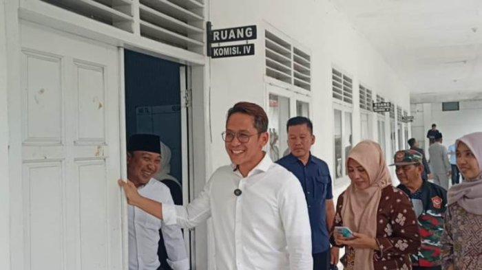 Paska Penetapan Kepala Daerah Lampung Selatan Terpilih, Egi-Syaiful Cek Ruangan DPRD