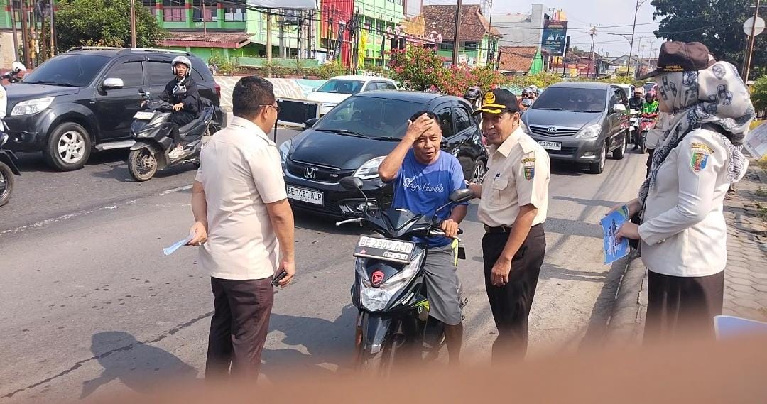 Samsat I Rajabasa Gencar Sosialisasikan Program Pemutihan Pajak Kendaraan di Dua Titik Strategis