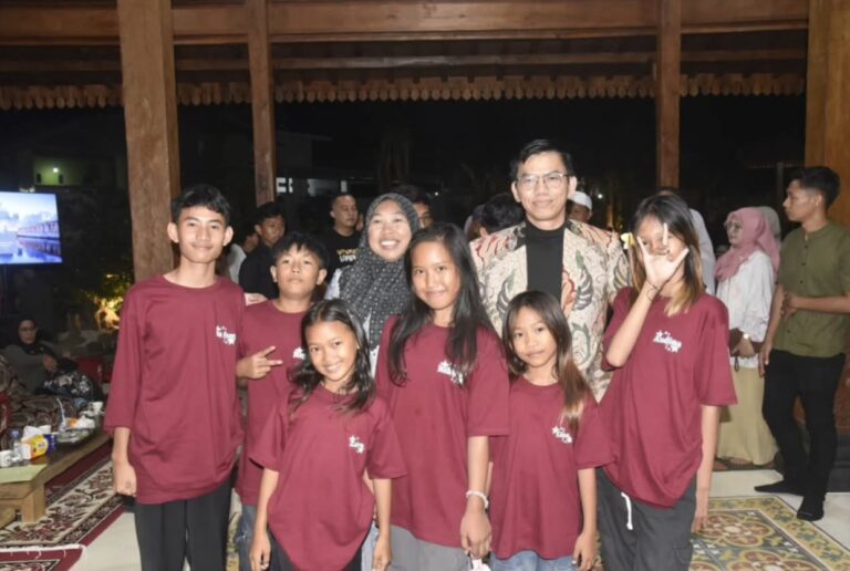 Wakil Ketua Komisi I DPRD Lampung Ade Utami Hadiri Malam Pembacaan Puisi Kebangsaan