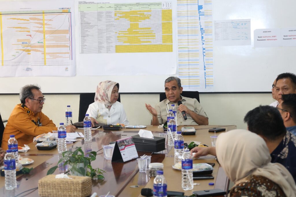 Ketua MPR RI Ahmad Muzani Kunjungi RSPTN Unila