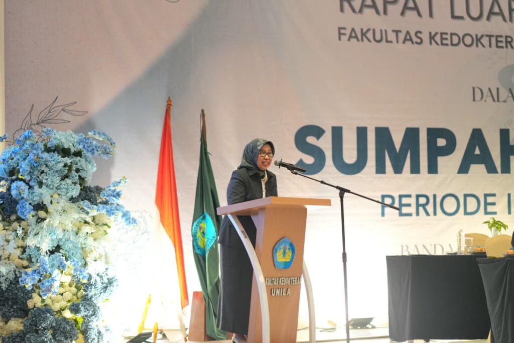 117 Mahasiswa Kedokteran Ikuti Sumpah Dokter Periode III 2025, Ini Pesan Rektor Unila!