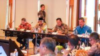 GUBERNUR RAHMAT MIRZANI DJAUSAL IKUTI RAPAT PENGURUS ASOSIASI PEMERINTAH PROVINSI SELURUH INDONESIA DI DENPASAR BALI, BAHAS PROGRAM KERJA TAHUN 2026 DAN PENYEMPURNAAN AD/ART