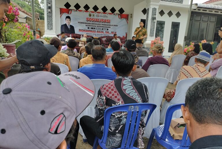 Mohammad Reza Berawi Sosialisasikan Pembinaan Ideologi Pancasila di Poncokresno