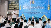 SAFARI RAMADAN DI BANDAR LAMPUNG, GUBERNUR RAHMAT MIRZANI DJAUSAL AJAK MASYARAKAT TUMBUHKAN SEMANGAT GOTONG ROYONG MEMBANGUN DAERAH
