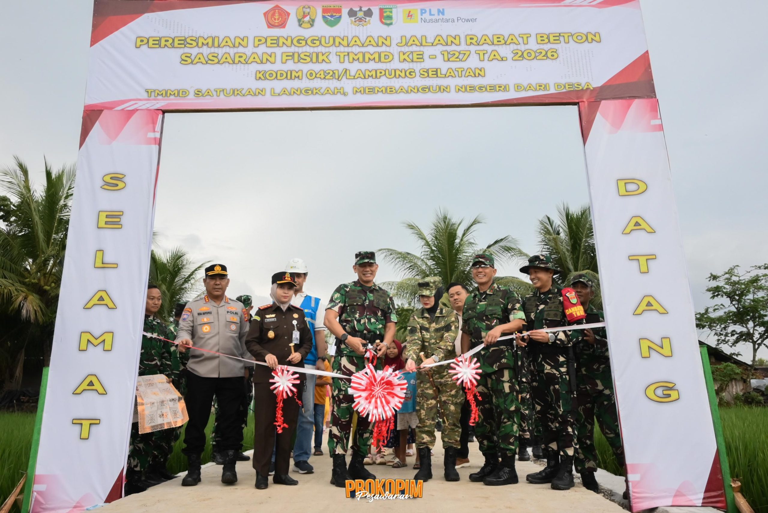 Bupati Nanda Dampingi Wasev Panglima TNI Tinjau TMMD Ke-127 Kodim 0421/Lampung Selatan