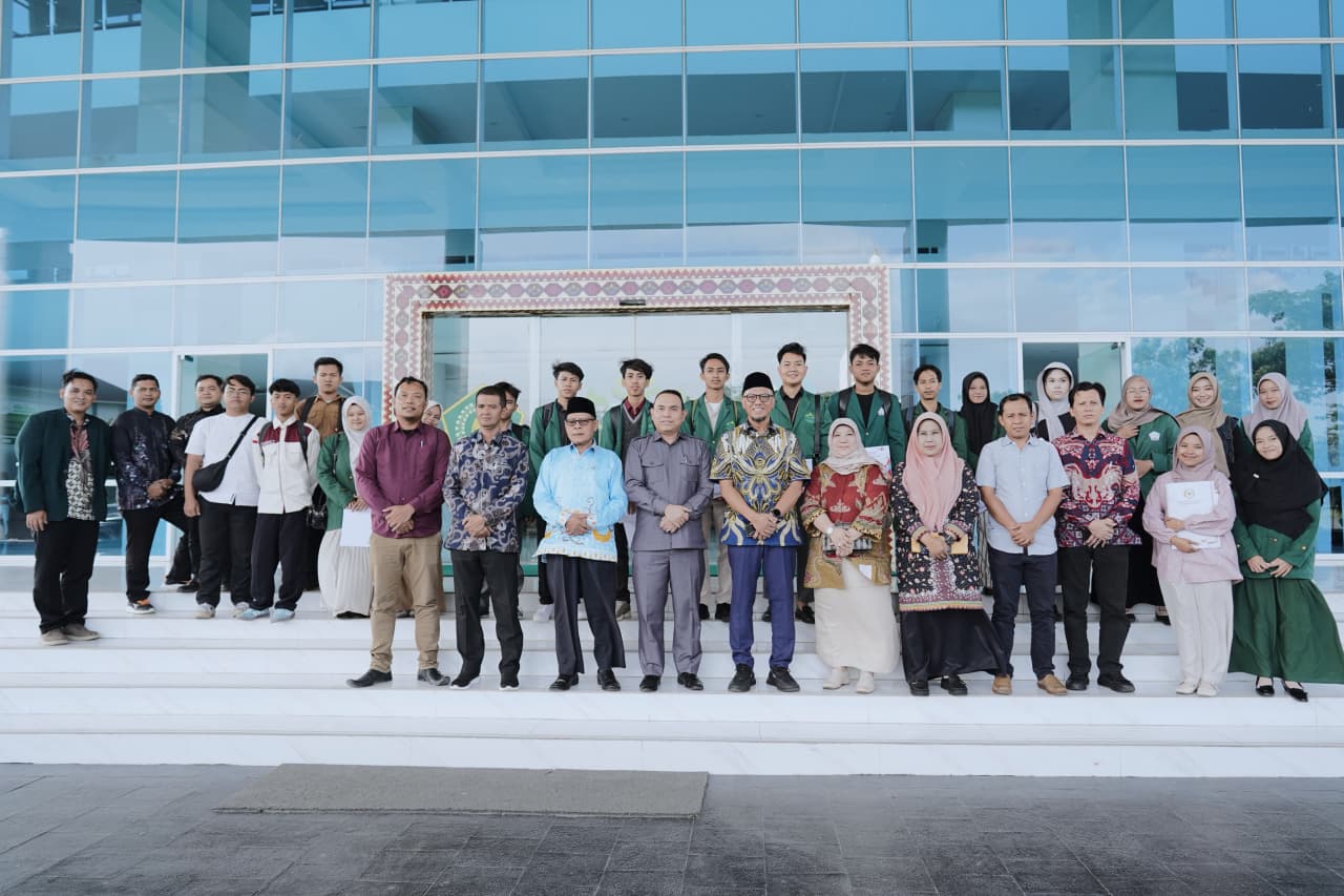 38 Mahasiswa UIN RIL Terima Bantuan Pendidikan dari Anggota DPD RI