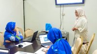 Tim Geluminous PKM-RE FK Ikuti 4th ICOMESH 2026 Presentasikan Biomaterial Kolagen-Propolis
