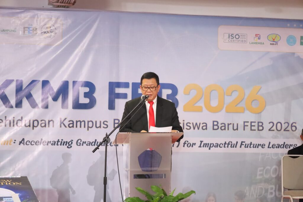 PKKMB FEB 2026 Gaungkan Semangat Lulus Tepat Waktu Lewat Global Student Sprint